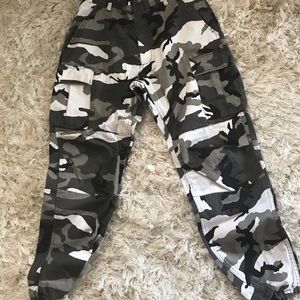 Men’s camouflage pants